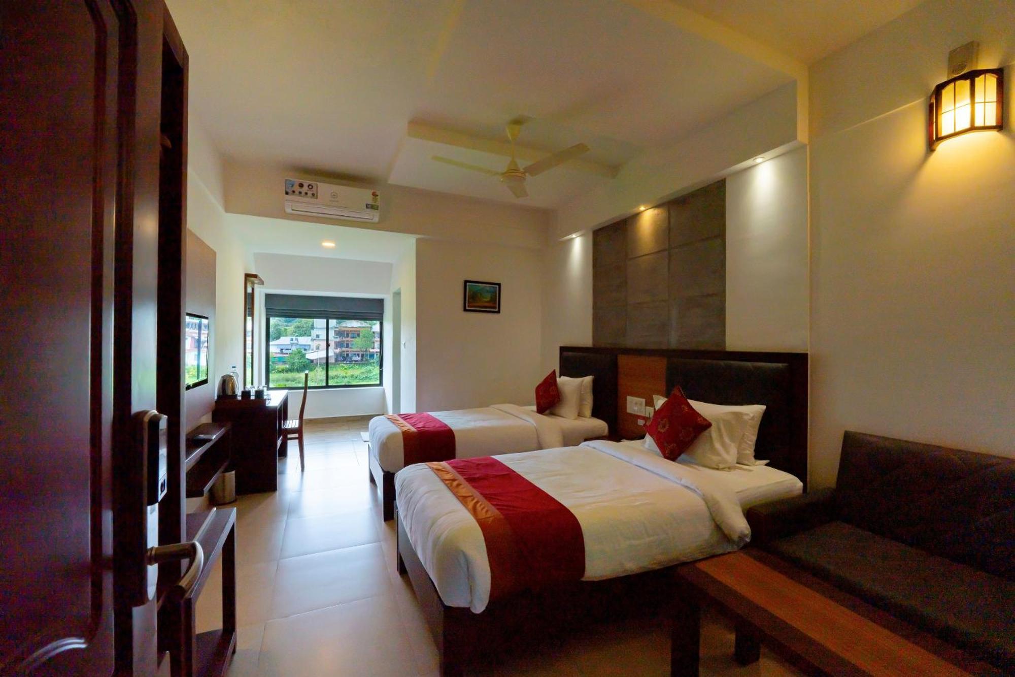 The Sanihara Hotel & Resort Vythiri Bagian luar foto